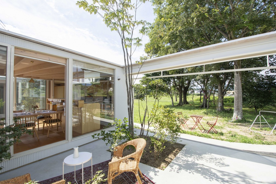 Rural House Takayuki Kuzushima and Associates