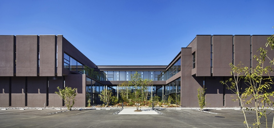 nakagawa century memorial hall by masaaki hisatake architects