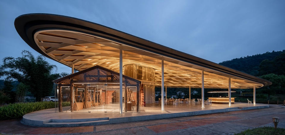 Bamboo Workshop Sichuan China by Zaixing Architectural Desgin Firm