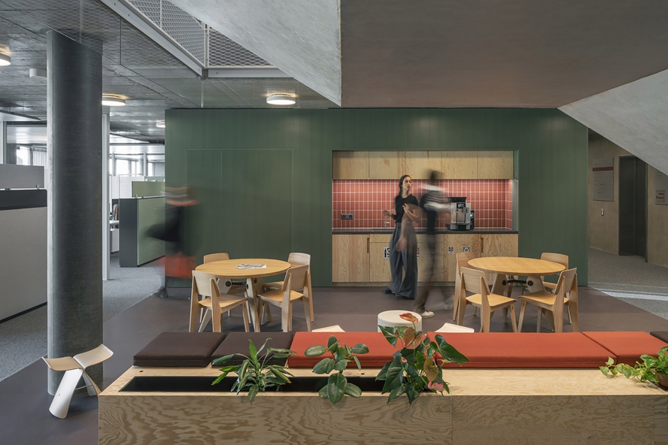 New Headquarters for Medecins Sans Frontieres Sauerbruch Hutton