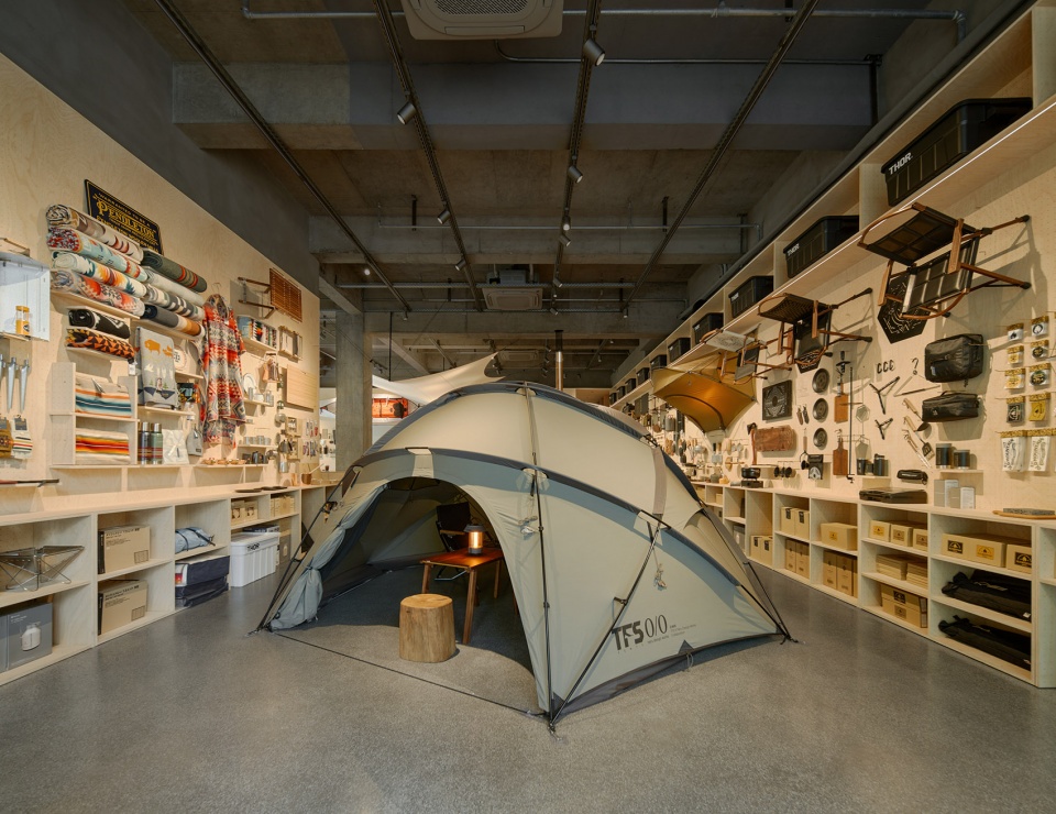 OFF SPACE Outdoor Life Collection Store Hangzhou Guantang Interior Design