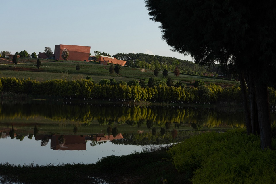 yunnan dongfengyun art center fanhao meng line gad