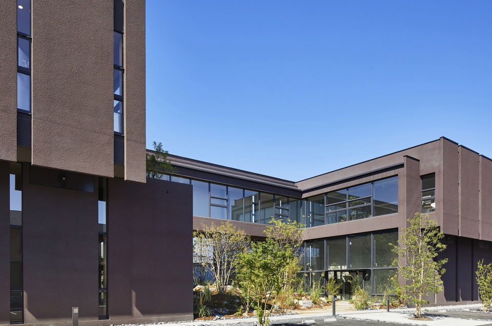 nakagawa century memorial hall by masaaki hisatake architects