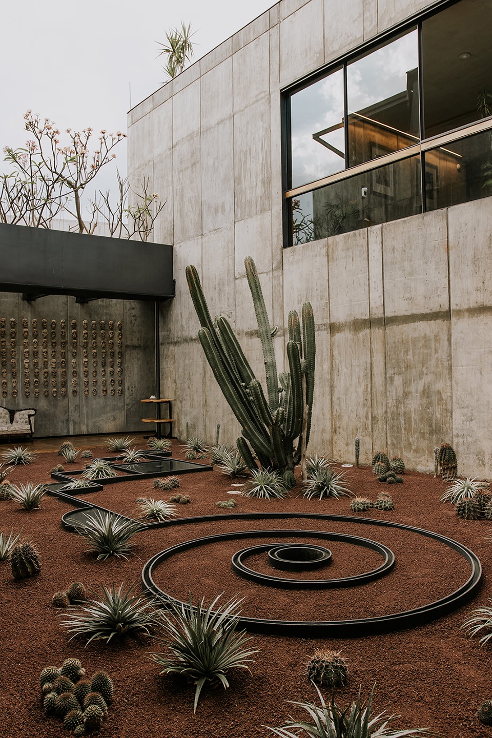 Flavia Luxury Hotel by ROOTSTUDIO