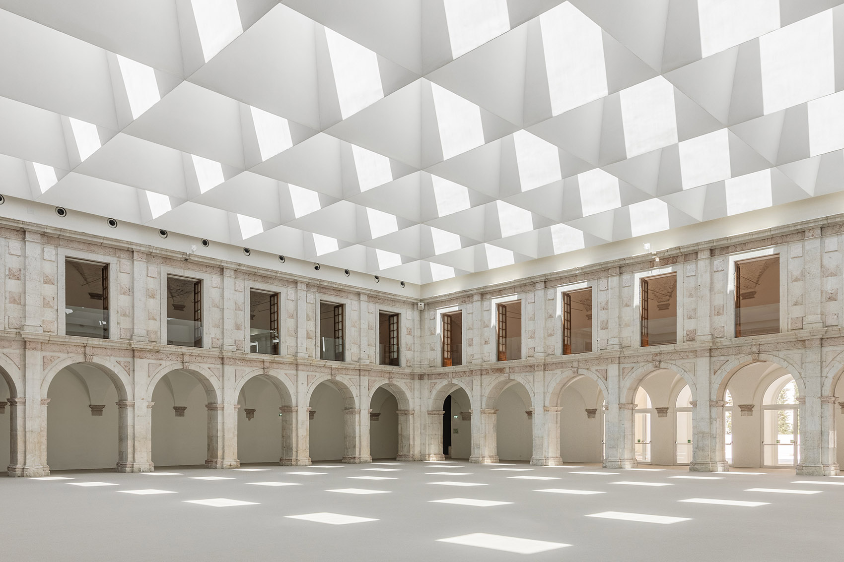 Renovation of the Event Center of Convento do Beato by RISCO 谷德设计网