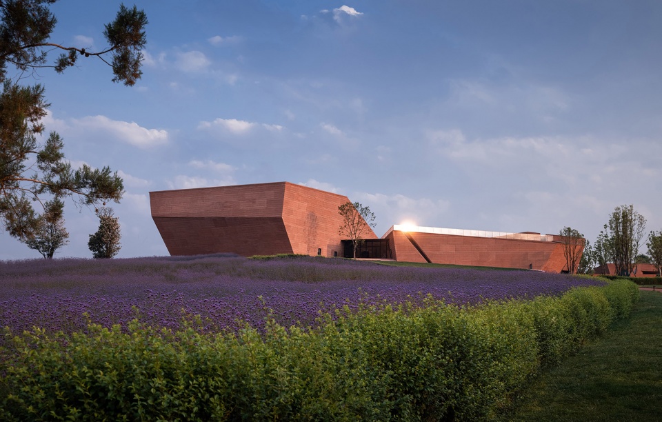 yunnan dongfengyun art center fanhao meng line gad