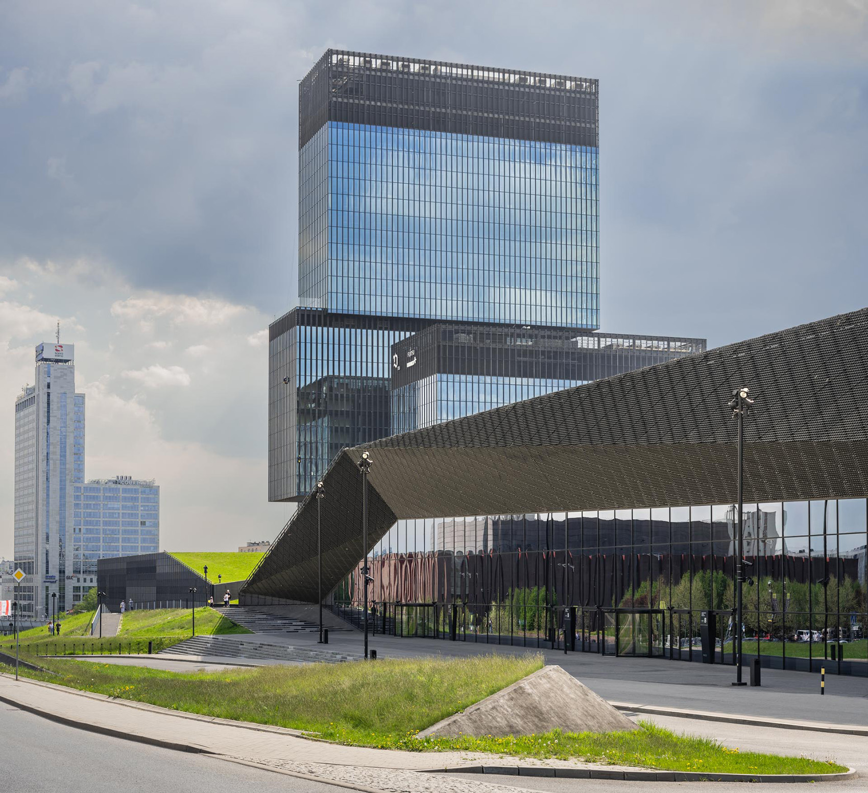 .KTW. & FIRST DISTRICT by Medusa Group Architects 谷德设计网