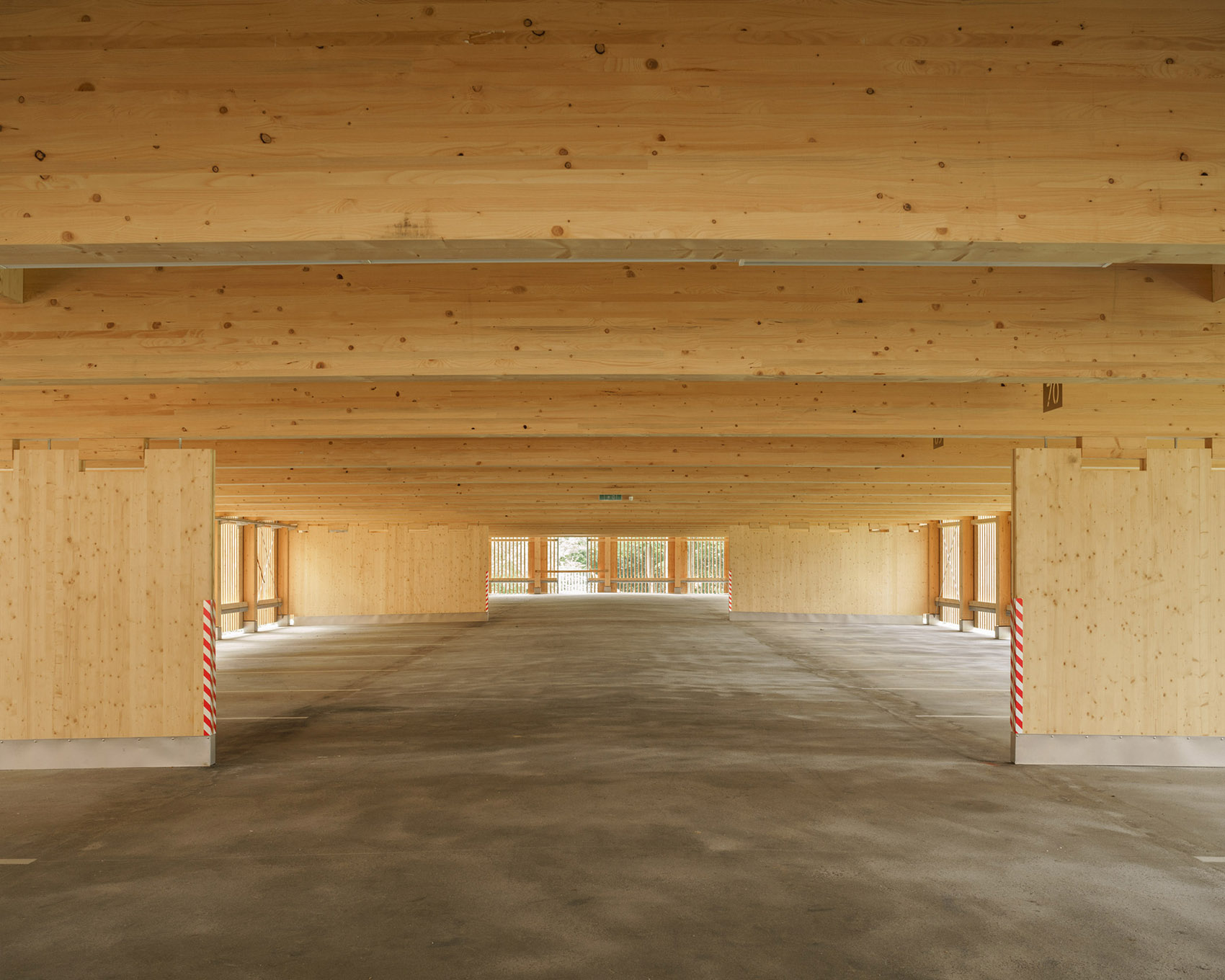 b-o-wooden-multi-storey-car-park-germany-by-hk-architekten-hermann
