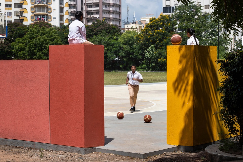 multipurpose court at st marys school by playball studio