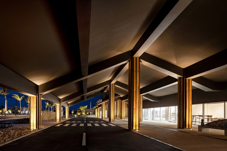 ishigaki city hall by kengo kuma and associates
