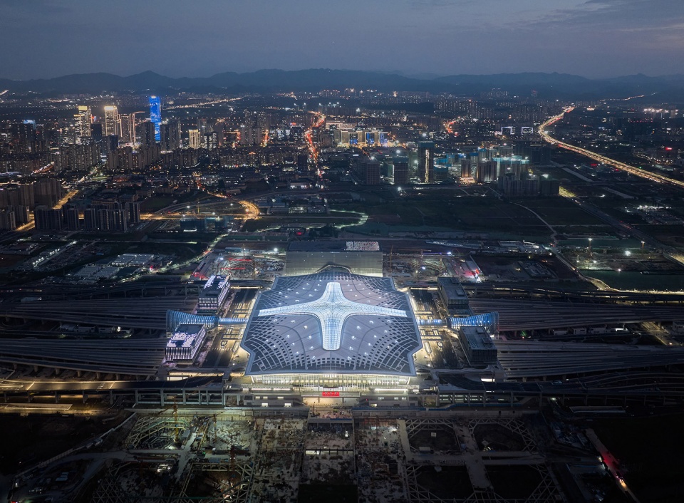 hangzhouxi railway station by cctn design china railway siyuan survey and design group
