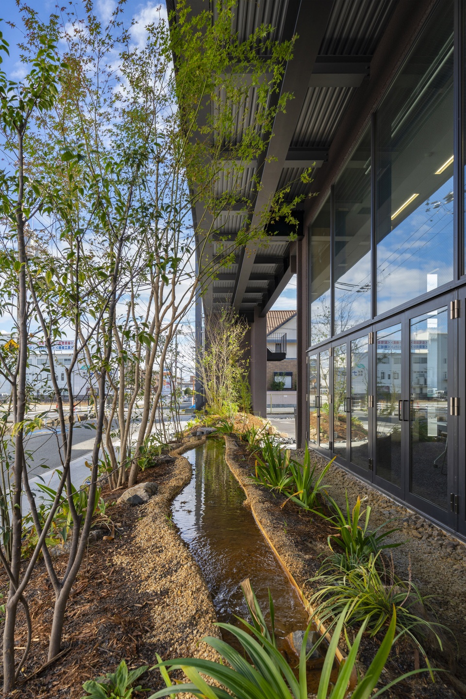 nakagawa century memorial hall by masaaki hisatake architects