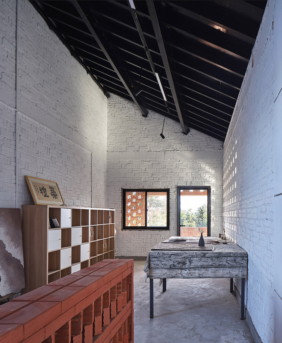 Glass Brick Dwelling in Bayi Village, Weinan by Xi ‘an University of