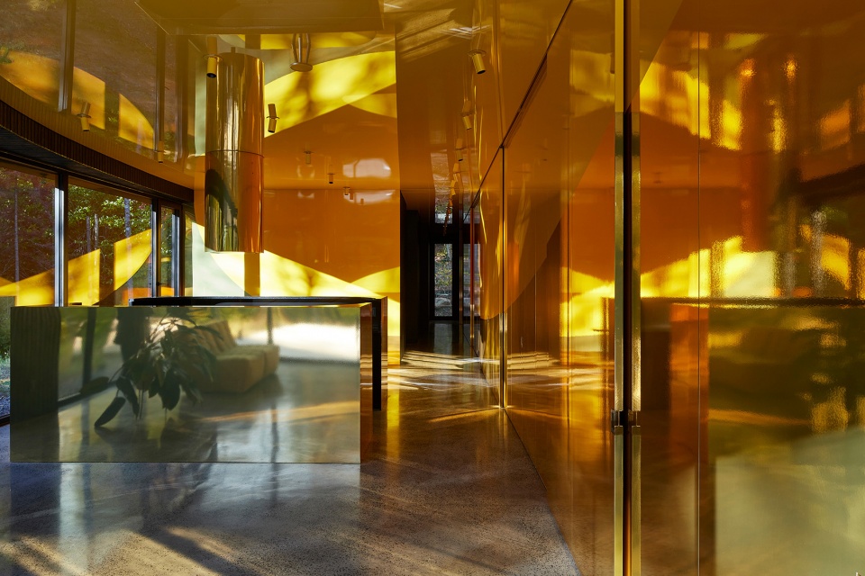 MEV Cabin by Jean Verville architectes