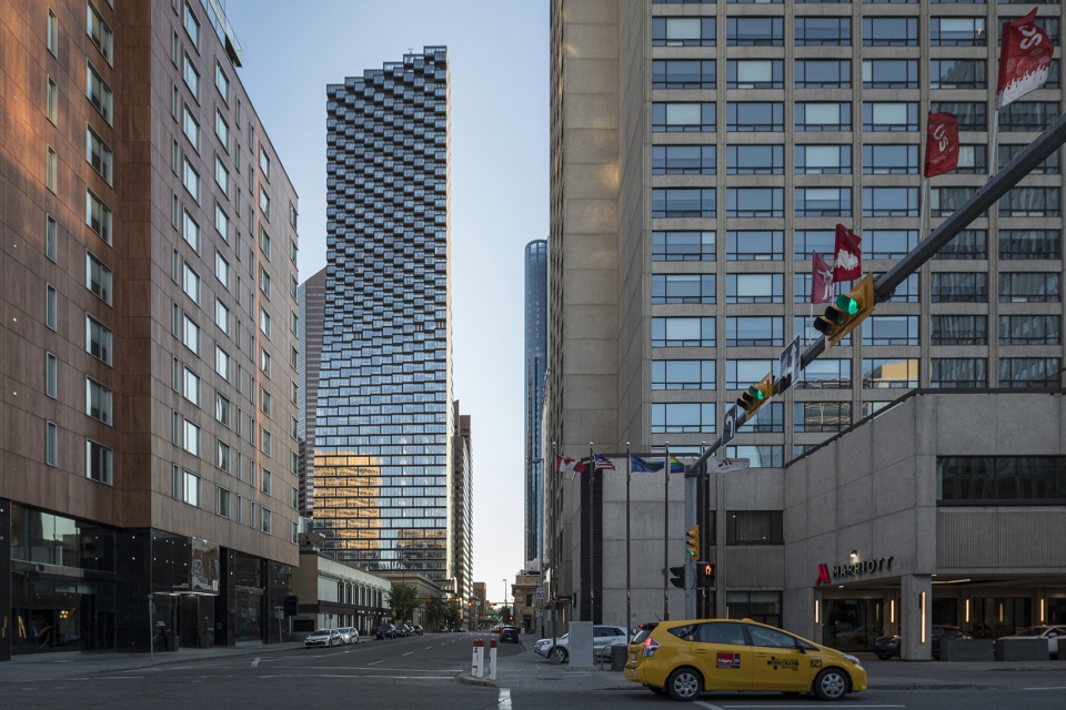 Telus Sky tower by BIG