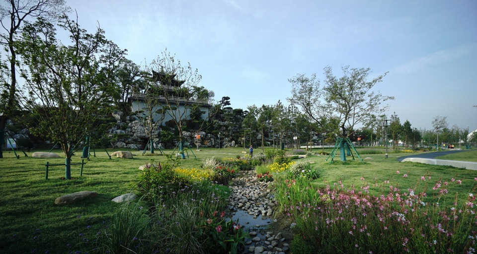 the east bank waterfront space transformation of canal sanwan scenic spot by ged design