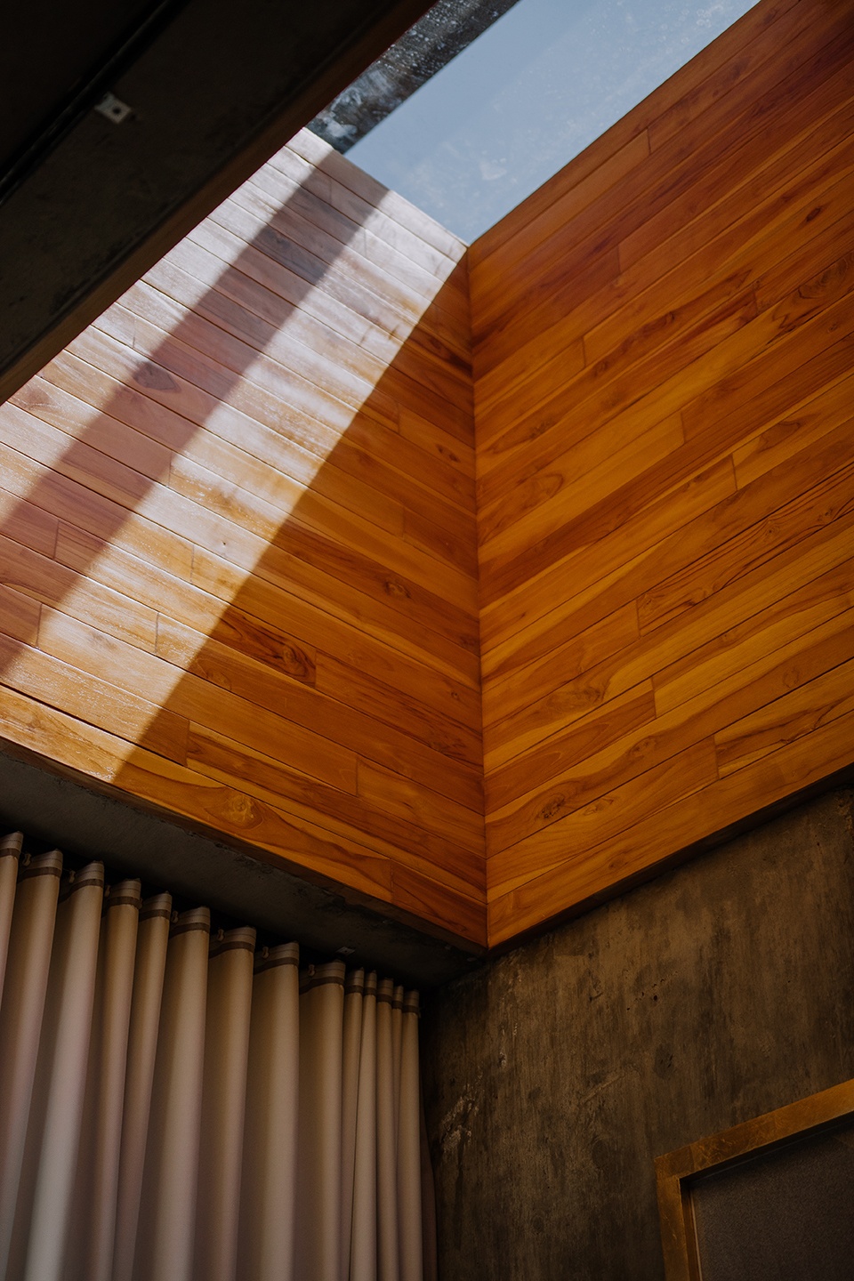 Flavia Luxury Hotel by ROOTSTUDIO