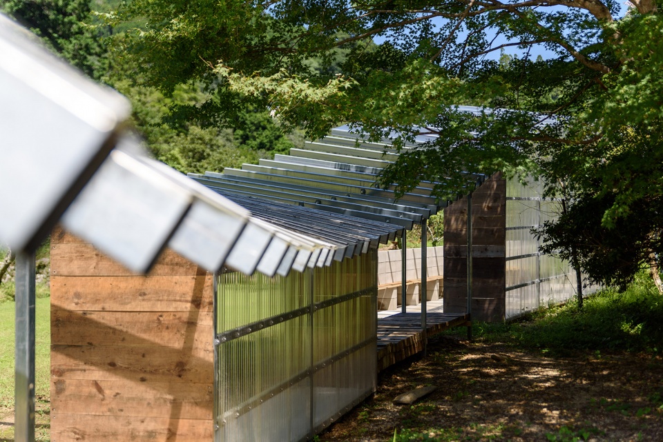pergola takayuki kuzushima and associates