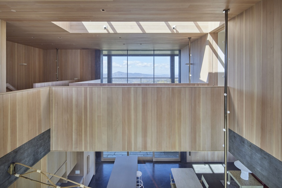 frame house in sonoma by mork ulnes architects