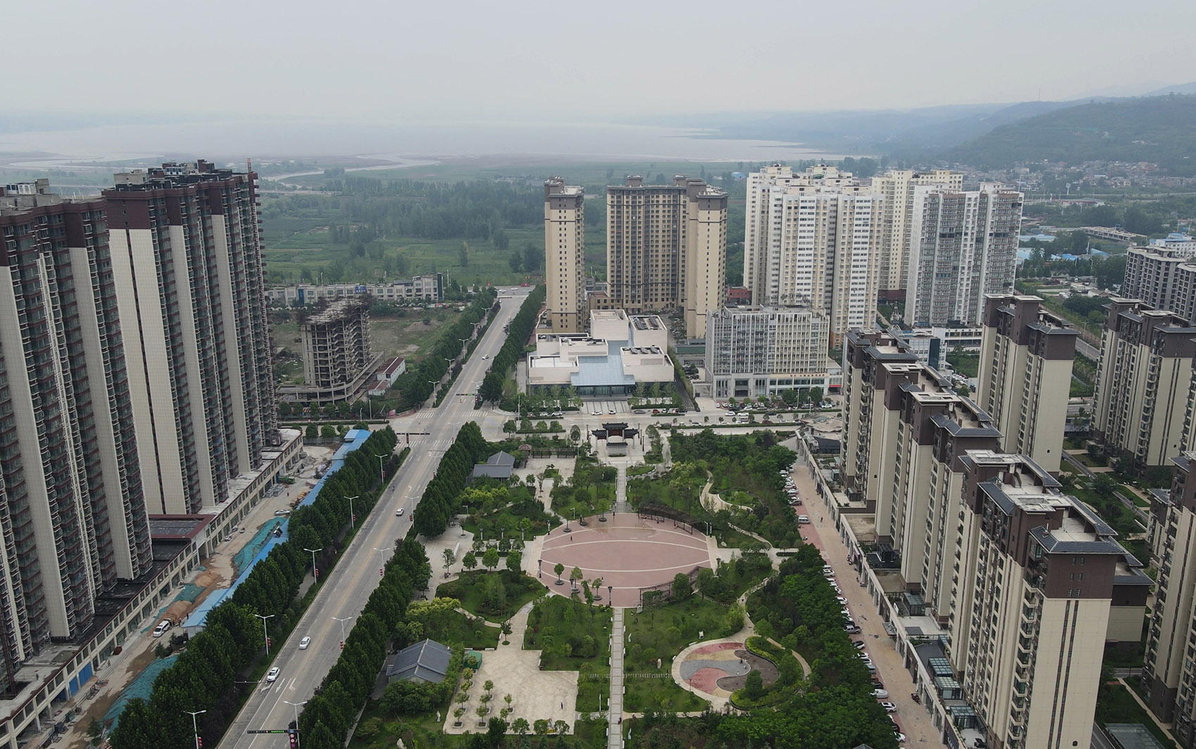 ThreeinOne Construction Project of Song County by WH Studio 谷德设计网