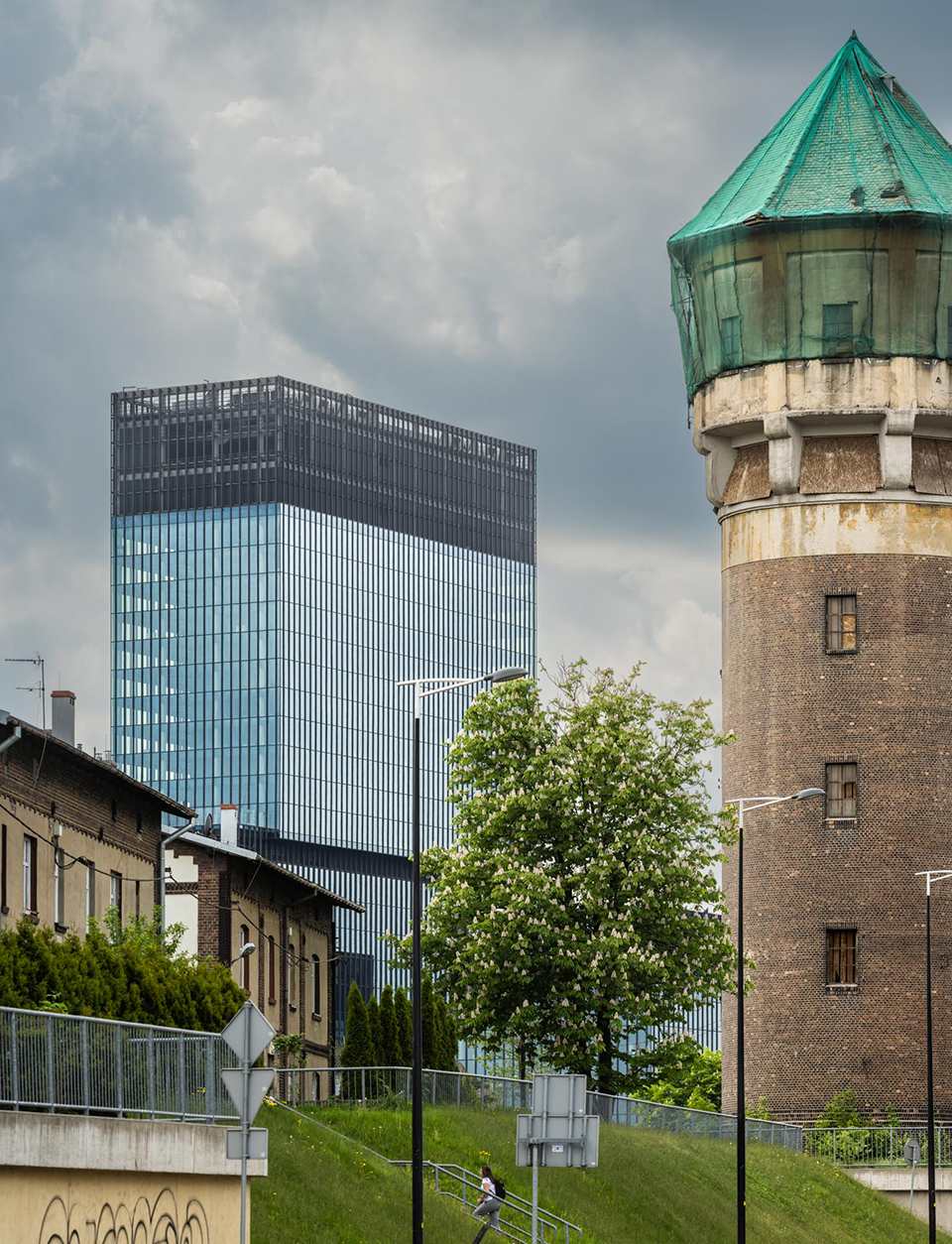 .KTW. & FIRST DISTRICT by Medusa Group Architects 谷德设计网