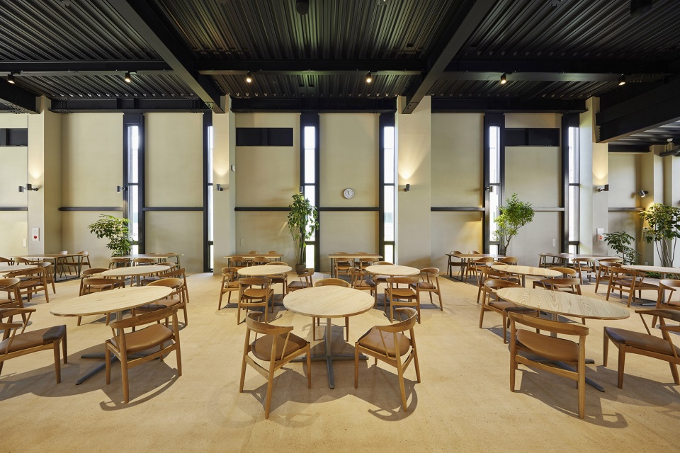 nakagawa century memorial hall by masaaki hisatake architects