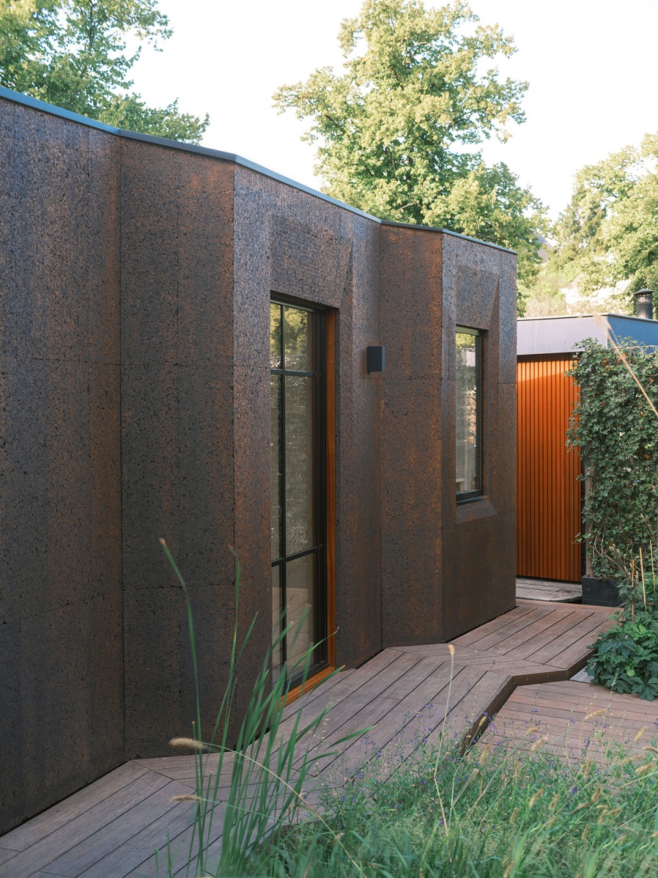 the float by studio rap
