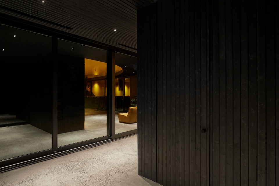 MEV Cabin by Jean Verville architectes
