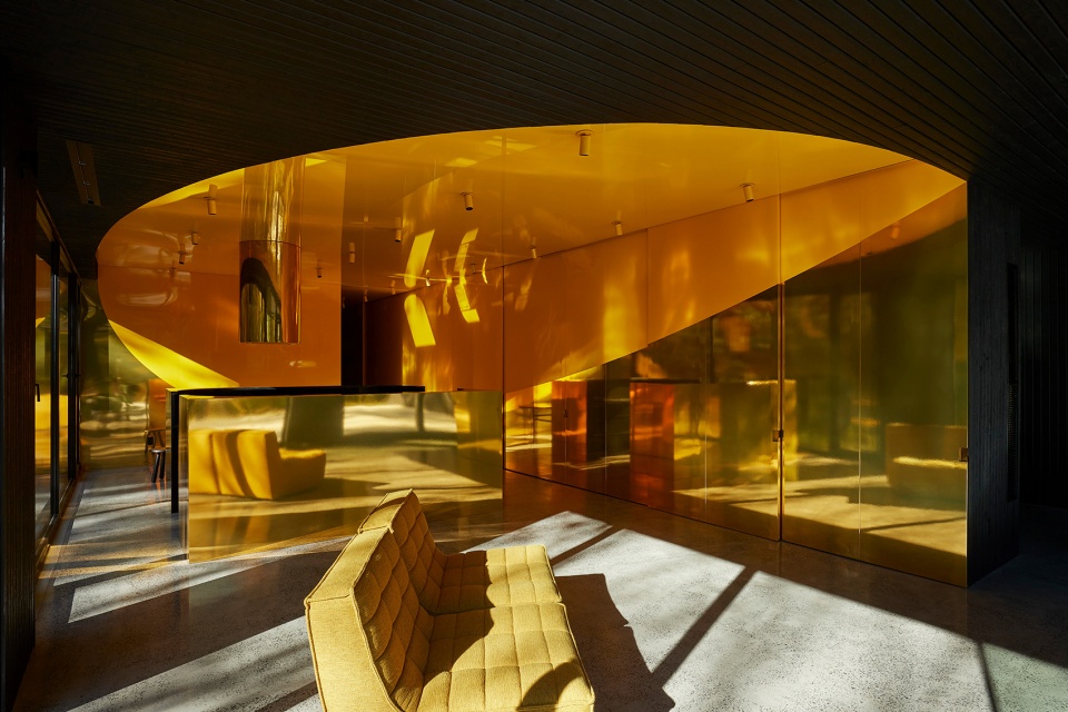 MEV Cabin by Jean Verville architectes