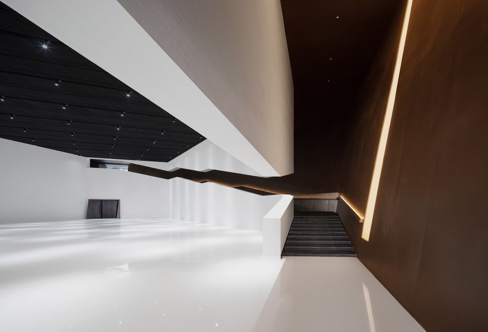 yunnan dongfengyun art center fanhao meng line gad