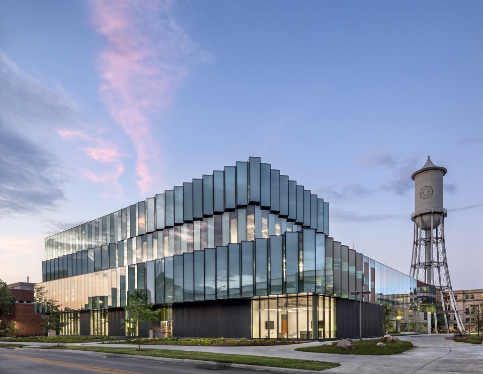 Lowa State University Student Innovation Center by Kieran Timberlake