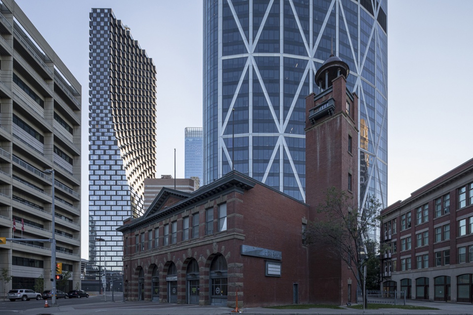 Telus Sky tower by BIG