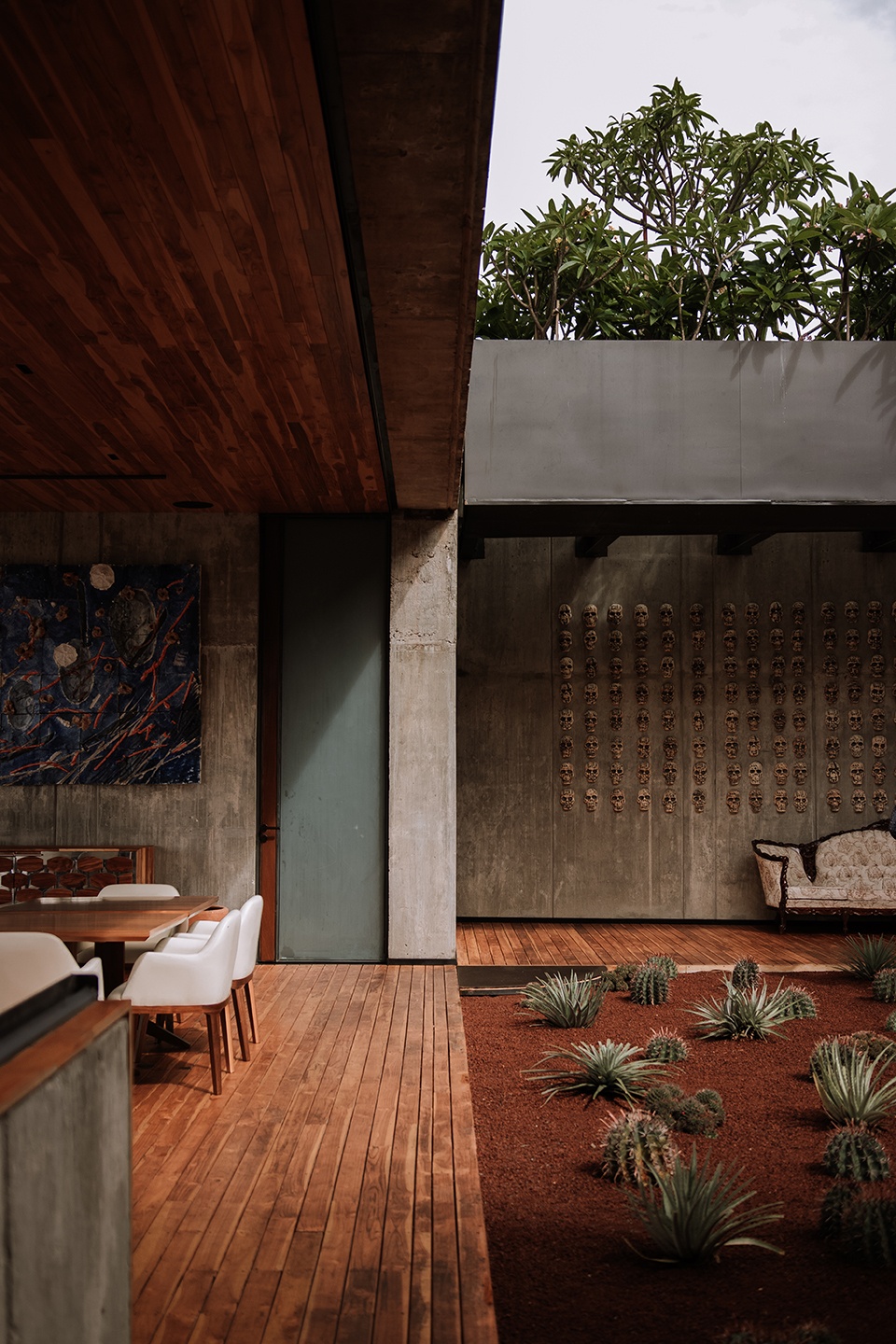 Flavia Luxury Hotel by ROOTSTUDIO
