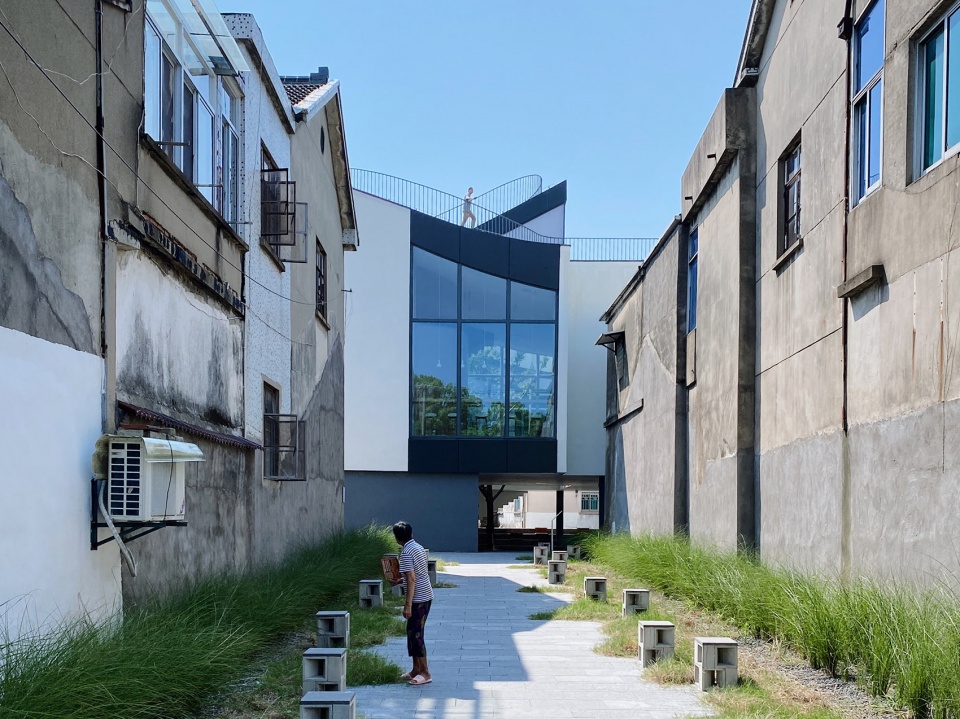 bache community center china by dedang design