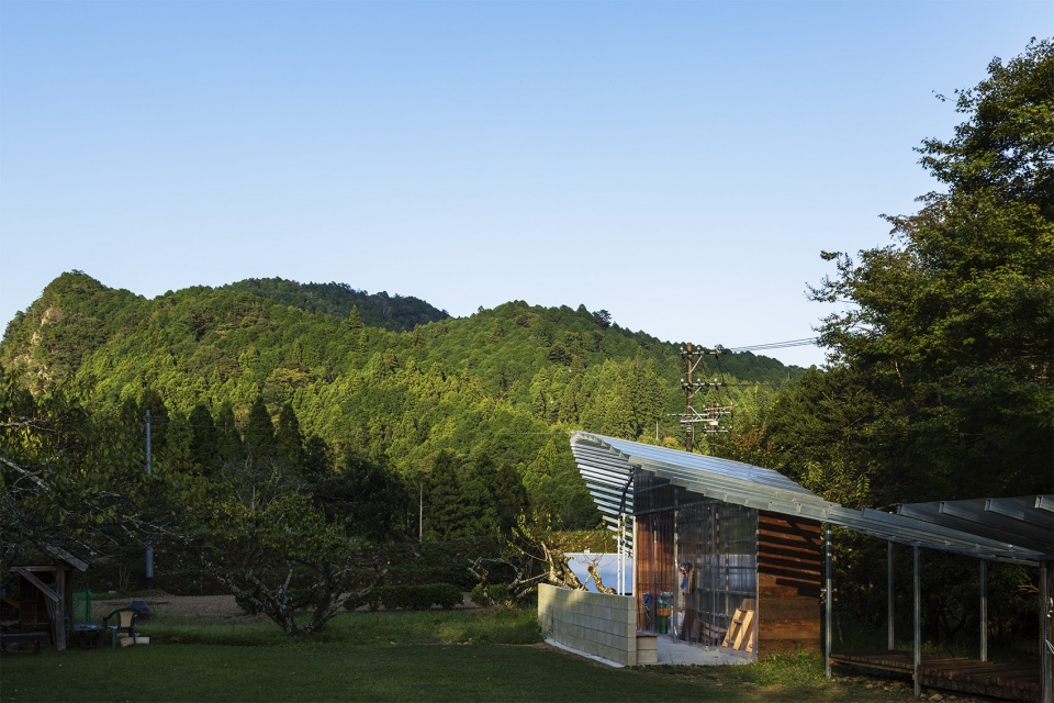 pergola takayuki kuzushima and associates