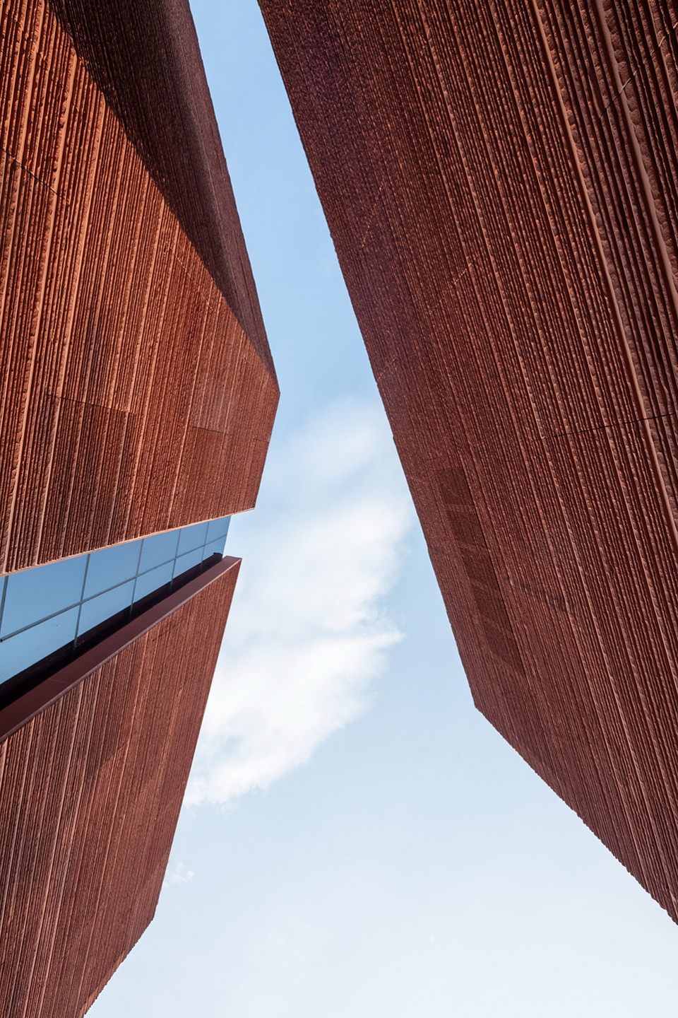 yunnan dongfengyun art center fanhao meng line gad
