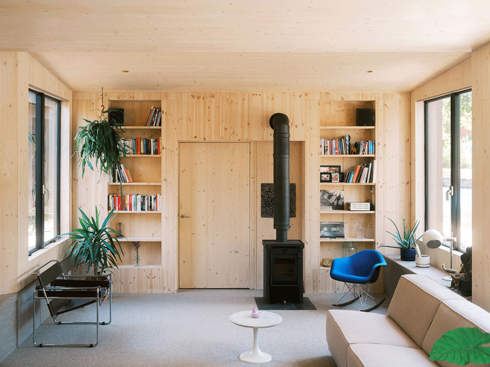 the float by studio rap