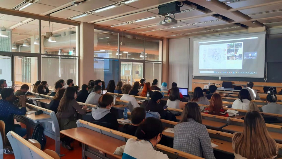 dong gong as visiting professor at politecnico di torino