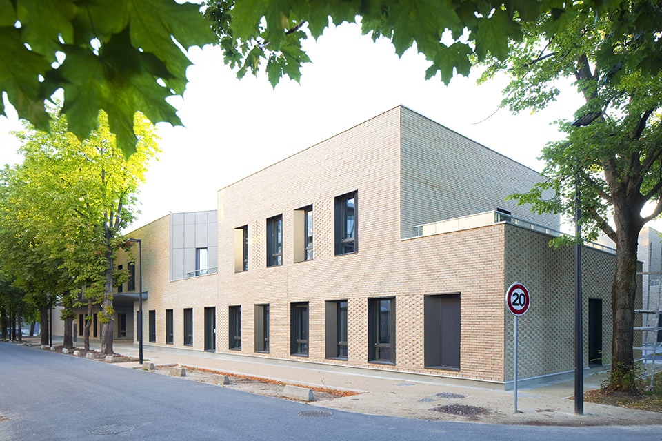 AGORA by ARTBUILD ARCHITECTS