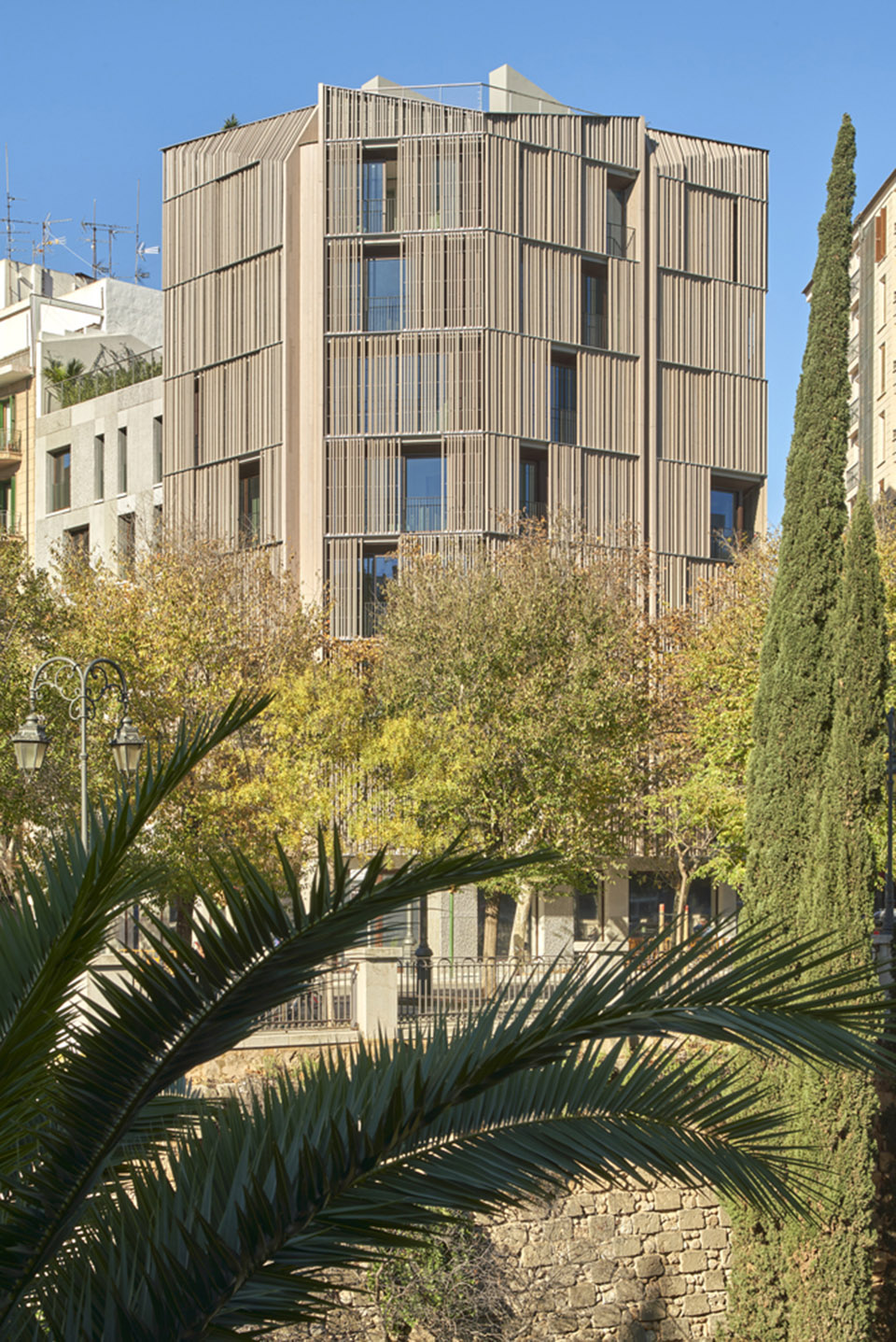 Paseo Mallorca 15 Apartments OHLAB