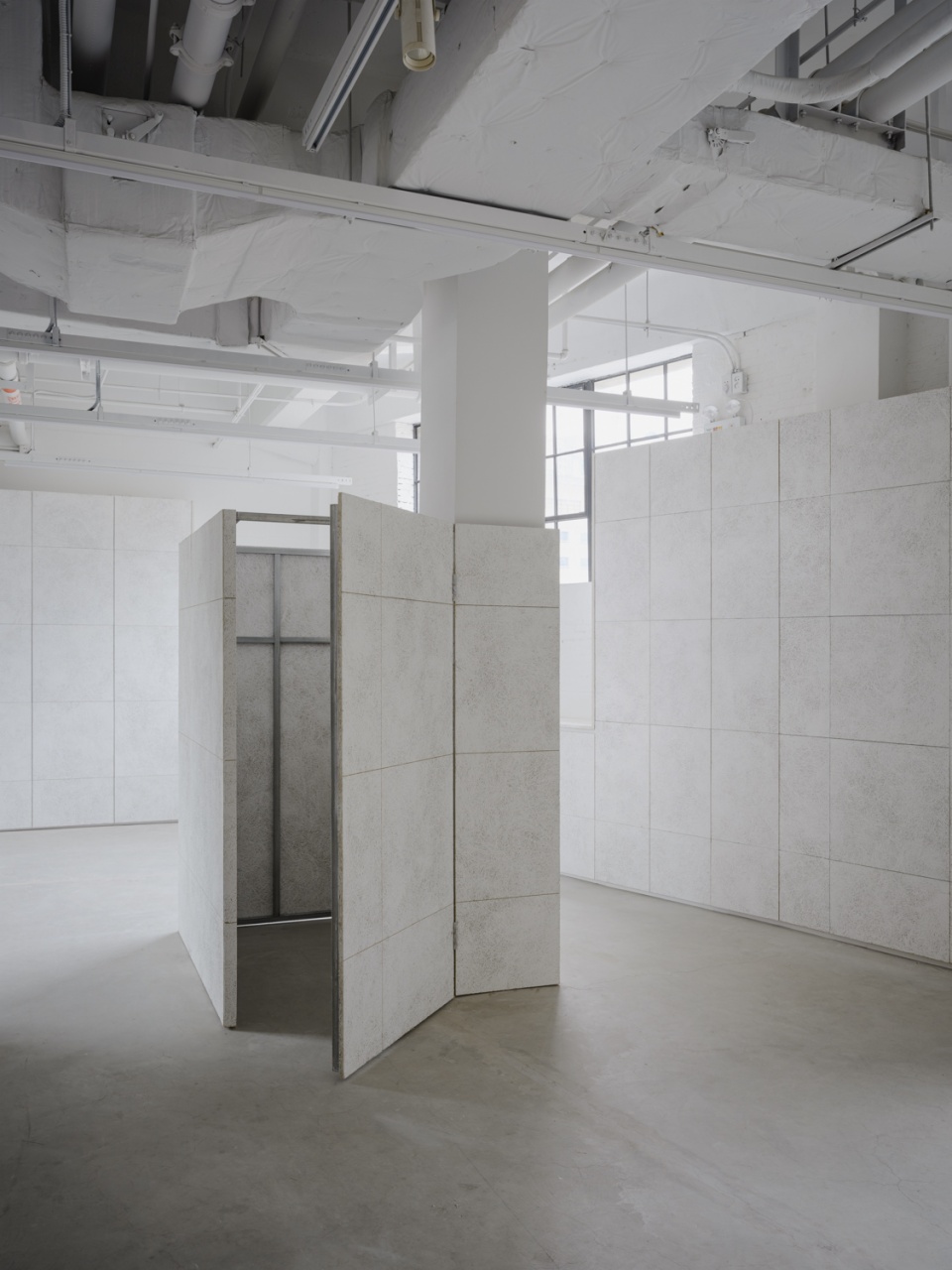 SPACE AS DRESS DRESS AS VESSEL China by studio profile