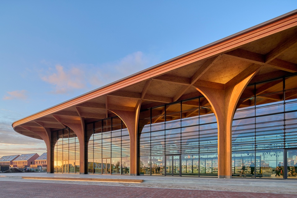 superhub meerstad by de zwarte hond