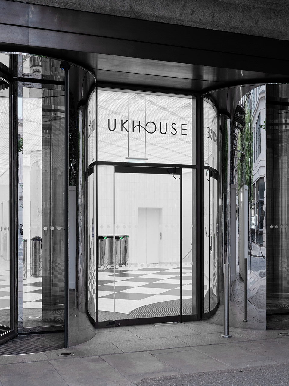 The Lobby of UK House Christ and Gantenbein architects