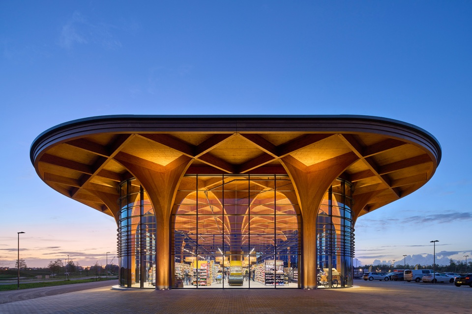 superhub meerstad by de zwarte hond