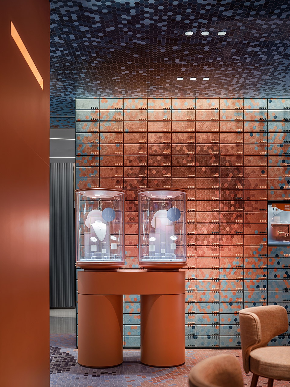 Chow Tai Fook s Brand New Experience Shop in Chongqing Joy City by ONE PLUS