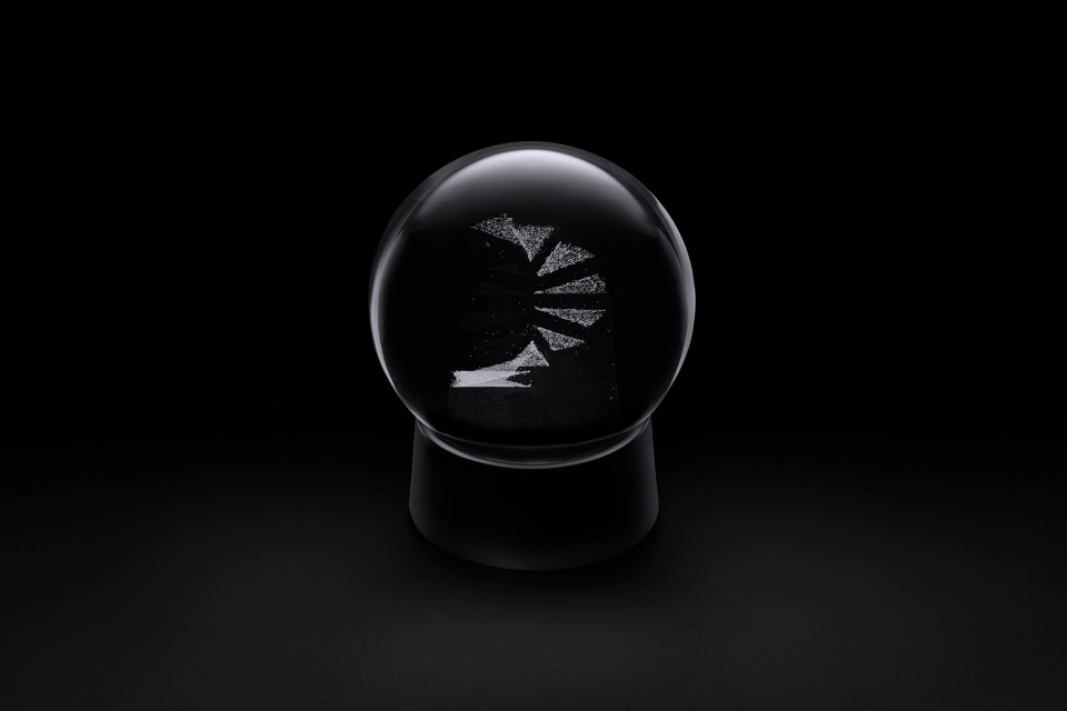 invisible snow globe by nendo