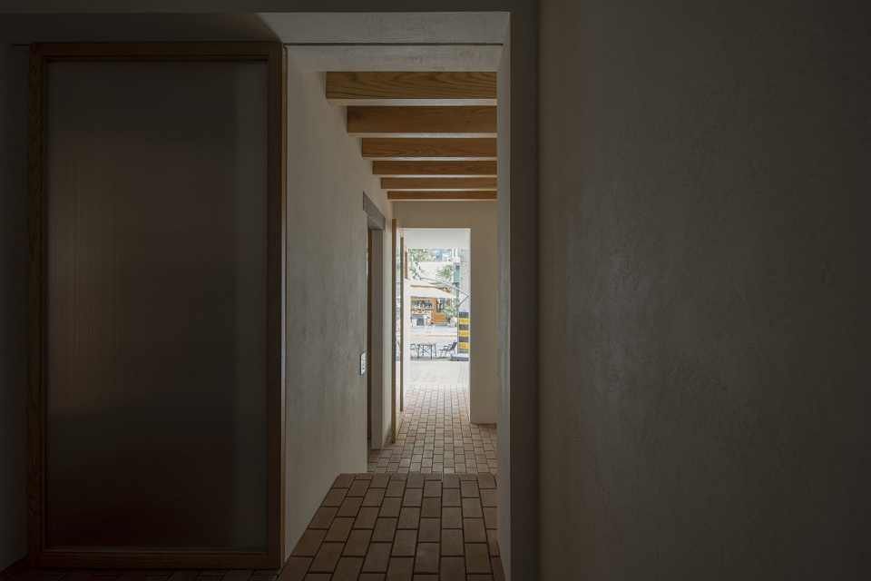 24 Yulin Fanghua St. H and Z Space Design
