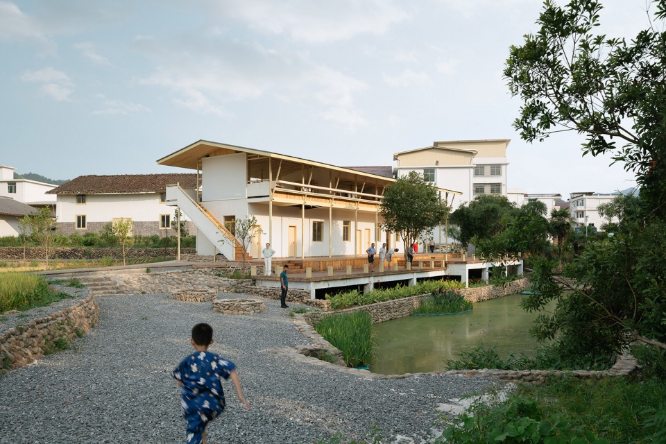Yaoli Village Cafe China by SuiPingYiLi Architecture Studio
