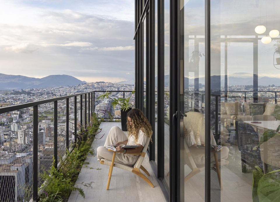 iqon tower by big