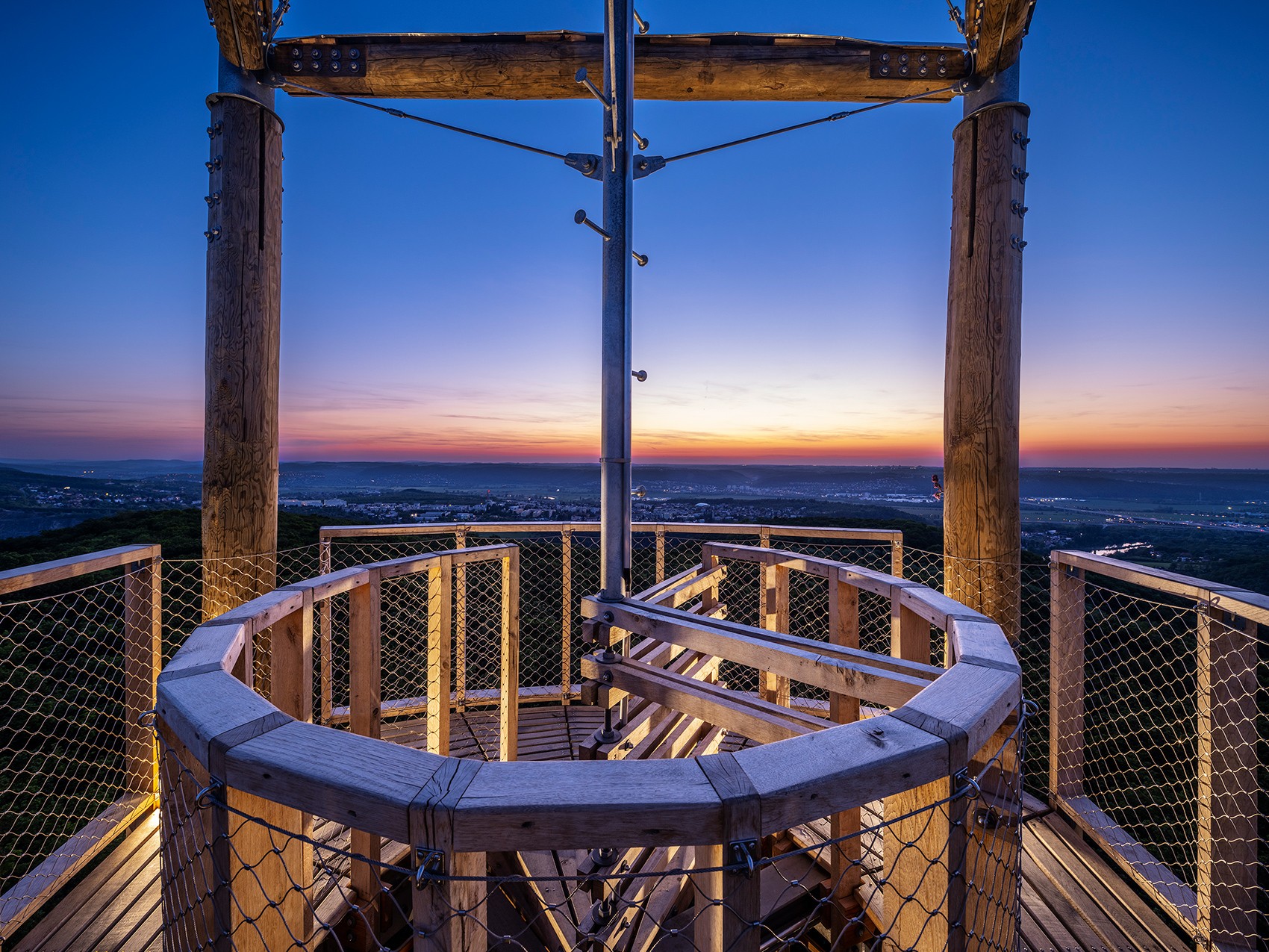Lookout tower Závist by HAMR Huť Architektury Martin Rajniš 谷德设计网